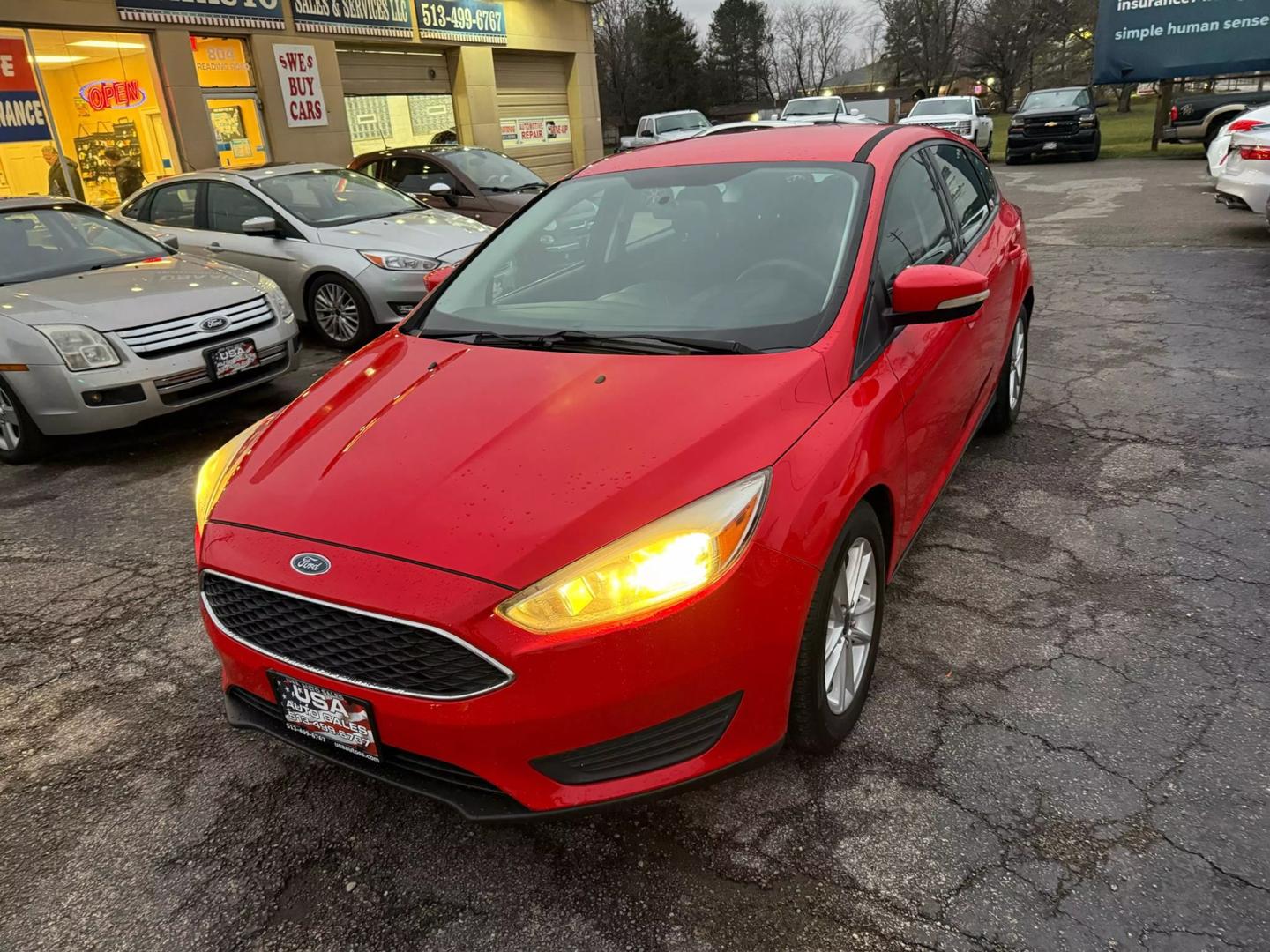 2015 Ford Focus SE photo 2