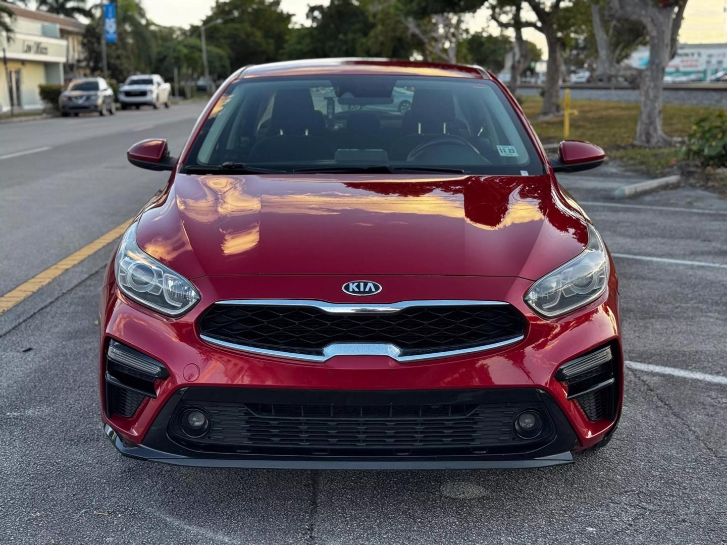 2019 Kia FORTE S photo 2