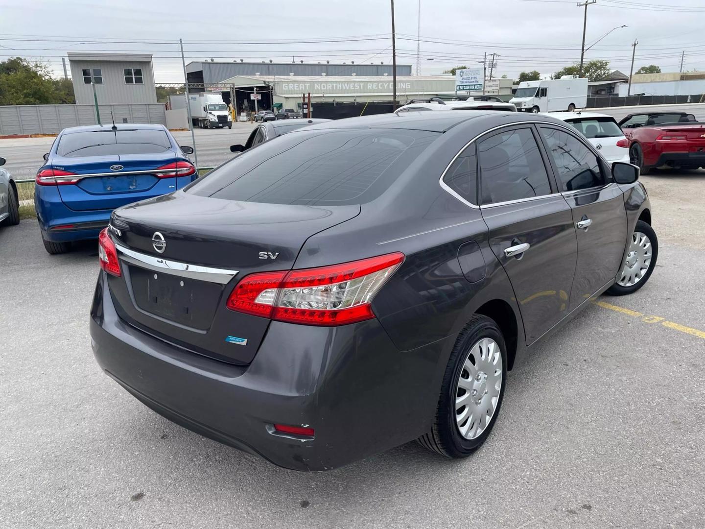 2013 Nissan Sentra SV photo 3