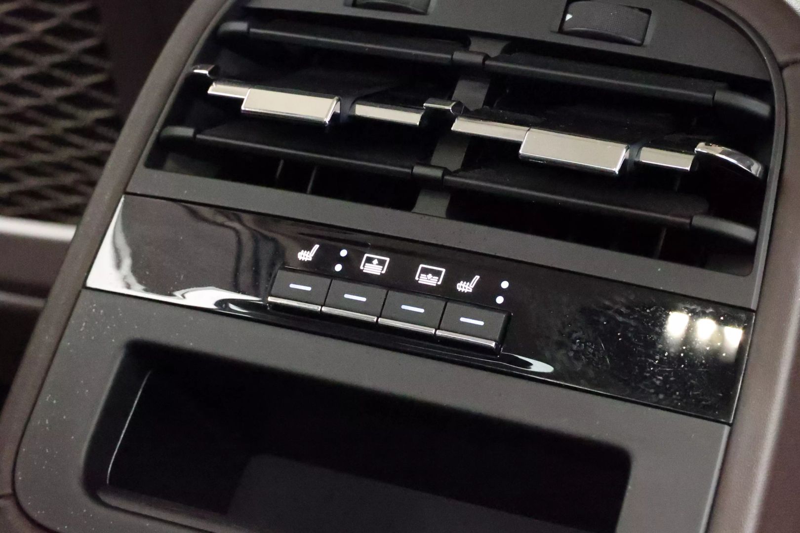 2020 Maserati Quattroporte - Image 74