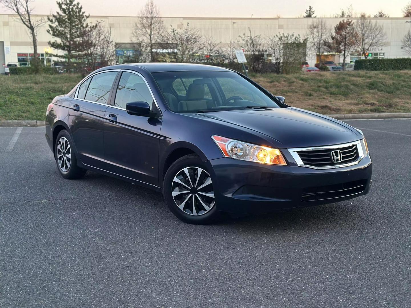 2010 Honda Accord LX photo 2