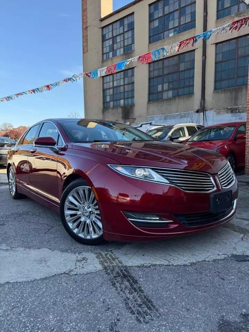 Lincoln MKZ's photo