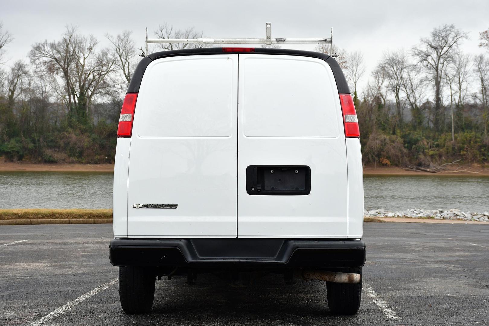 2018 Chevrolet Express Cargo Work Van photo 11