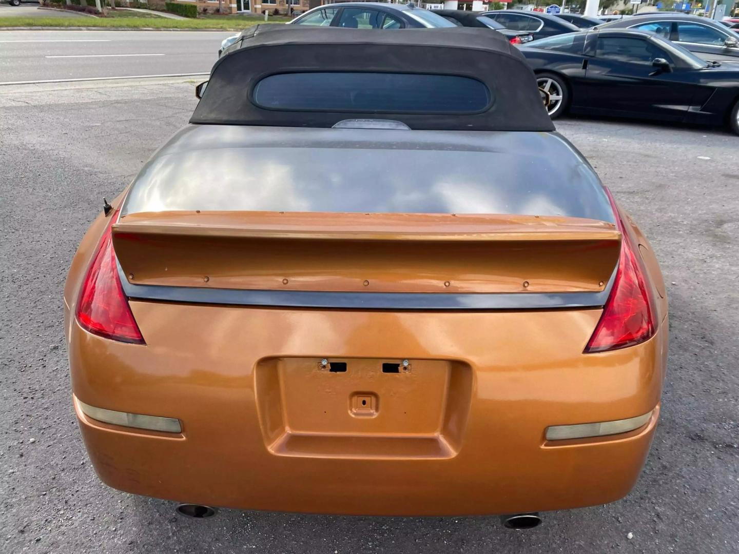 2004 Nissan 350Z Roadster Touring photo 6