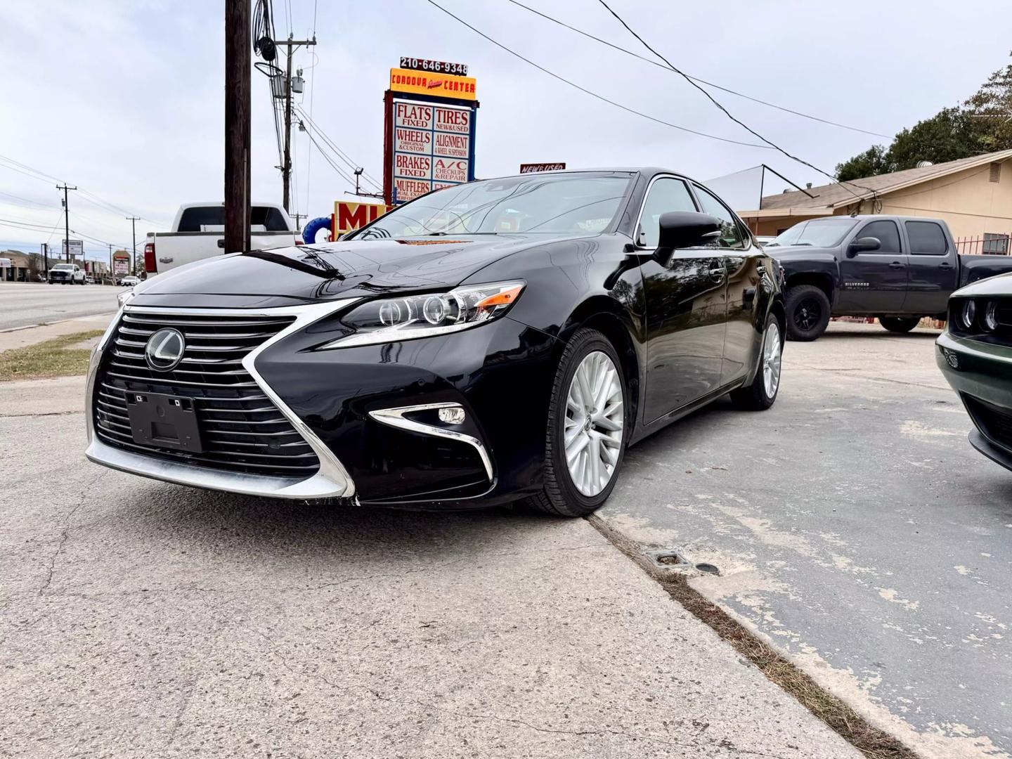 2018 Lexus ES 350 photo 7