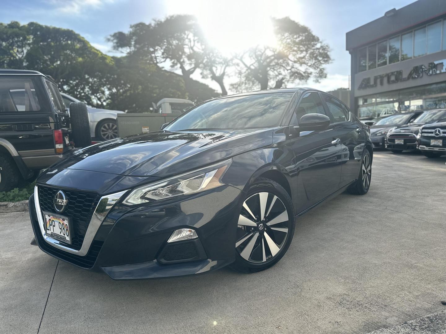 2021 Nissan Altima SV photo 3