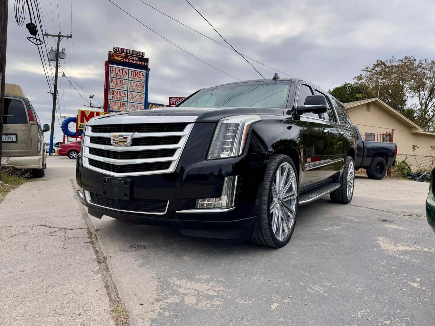 2015 Cadillac Escalade ESV Luxury photo 7