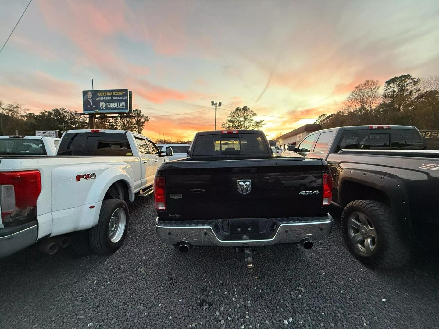 2011 RAM Ram 1500 Pickup Laramie photo 3