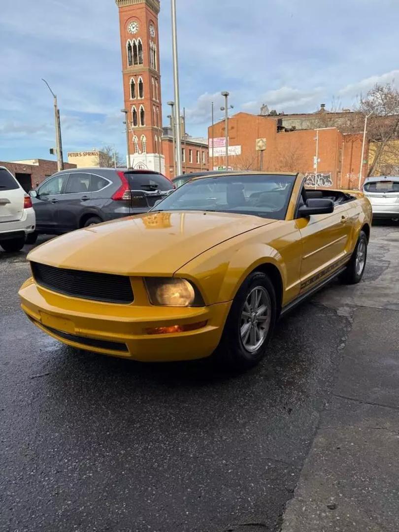 2006 Ford Mustang null photo 26