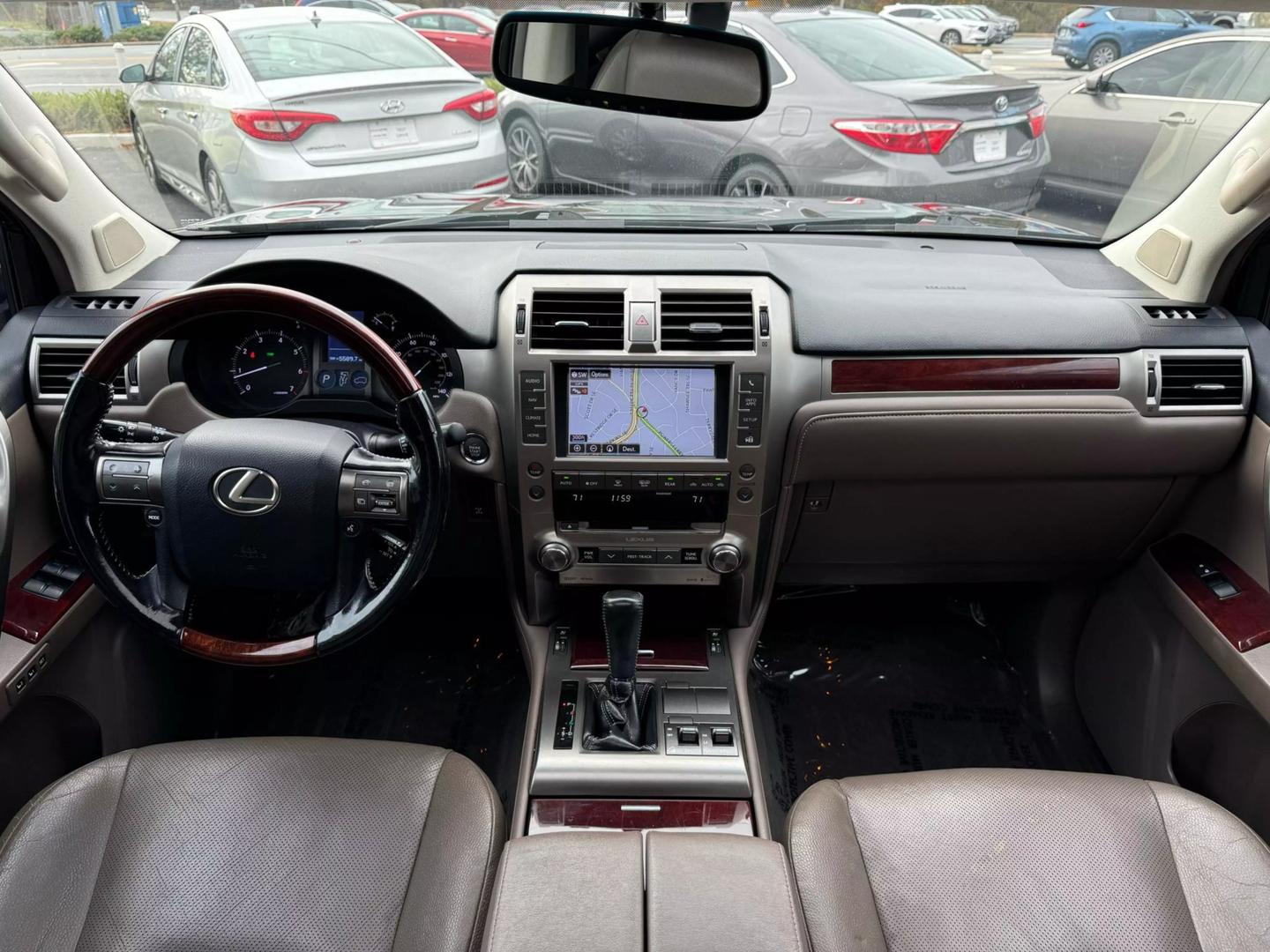 2016 Lexus GX Base photo 10