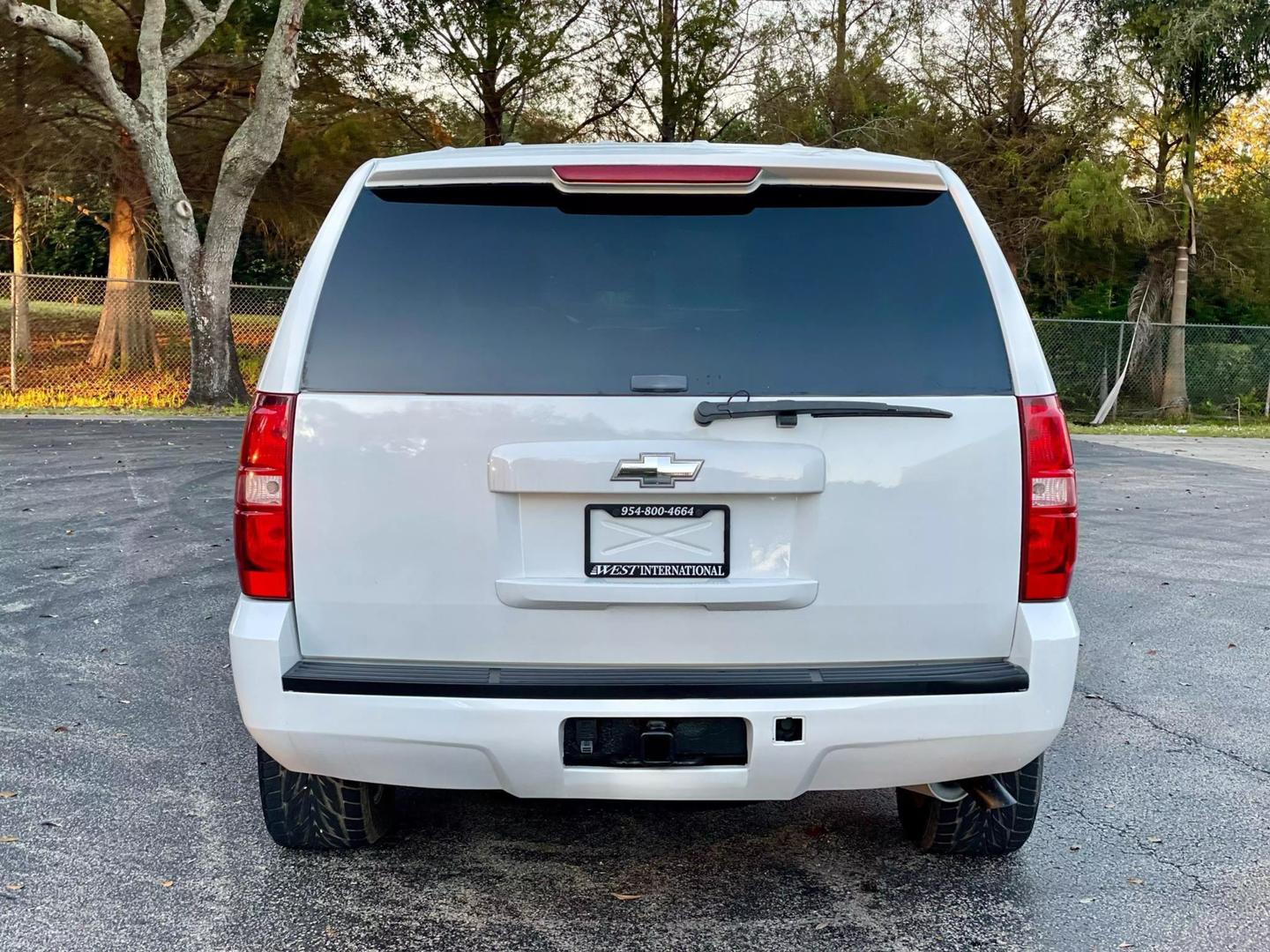 2009 Chevrolet Tahoe LS photo 7