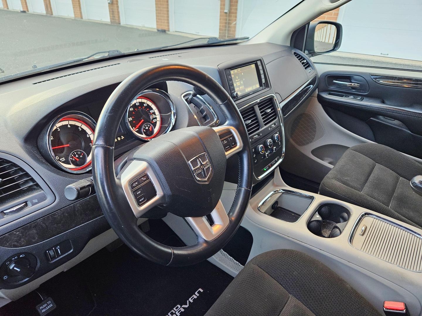 2015 Dodge Grand Caravan SXT photo 8