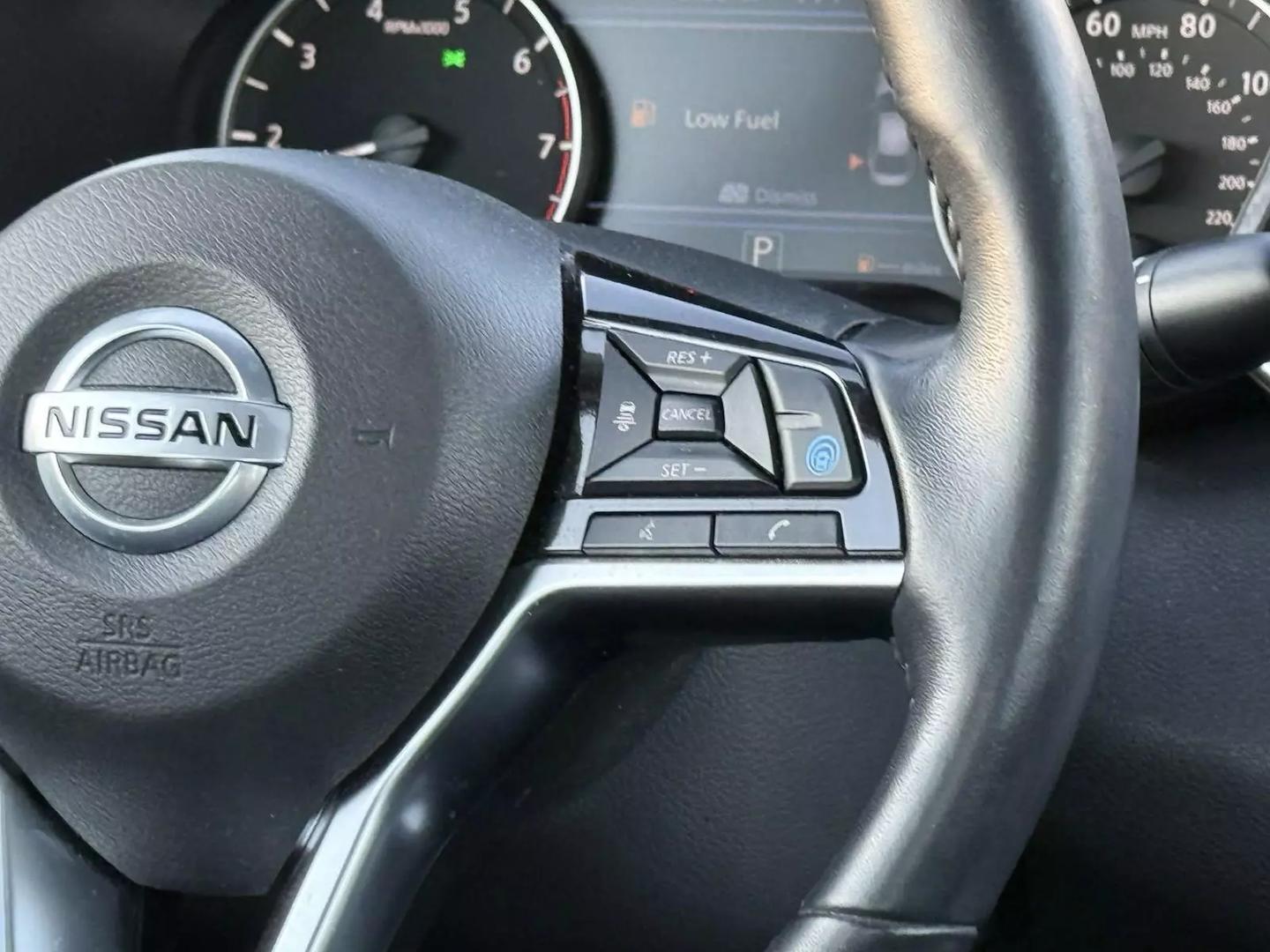 2020 Nissan Altima SV photo 17