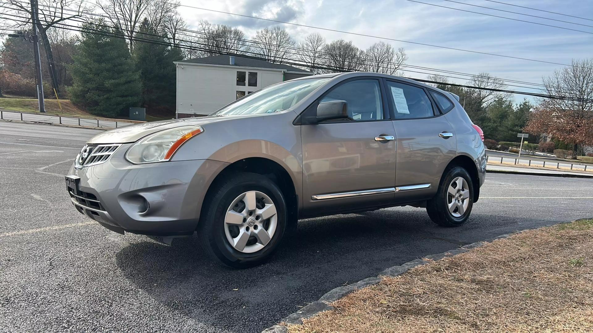 2011 Nissan Rogue S photo 4