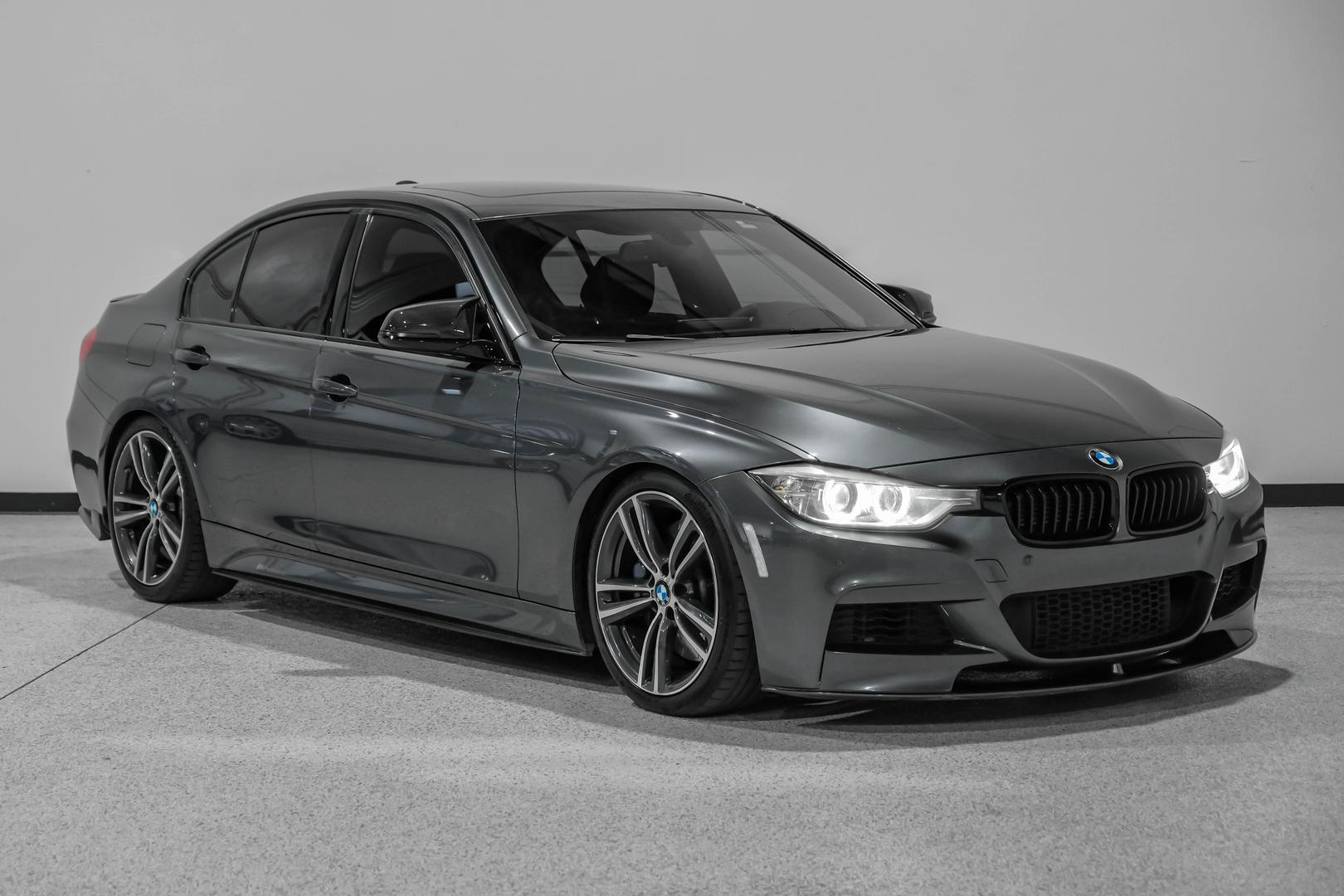 2015 BMW 3 Series 335i photo 4