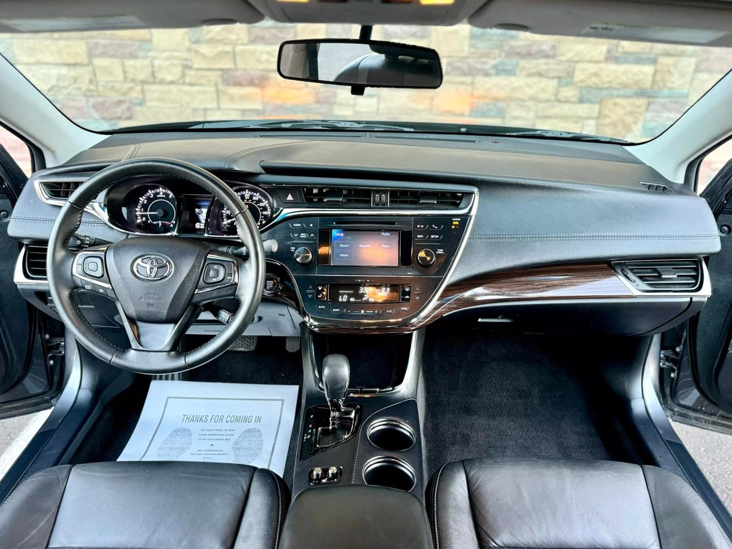 2014 Toyota Avalon XLE photo 14