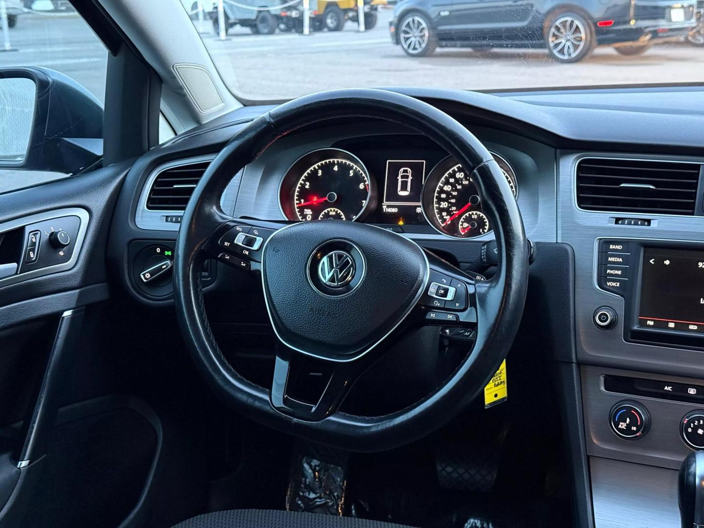 2016 Volkswagen Golf TSI S photo 12