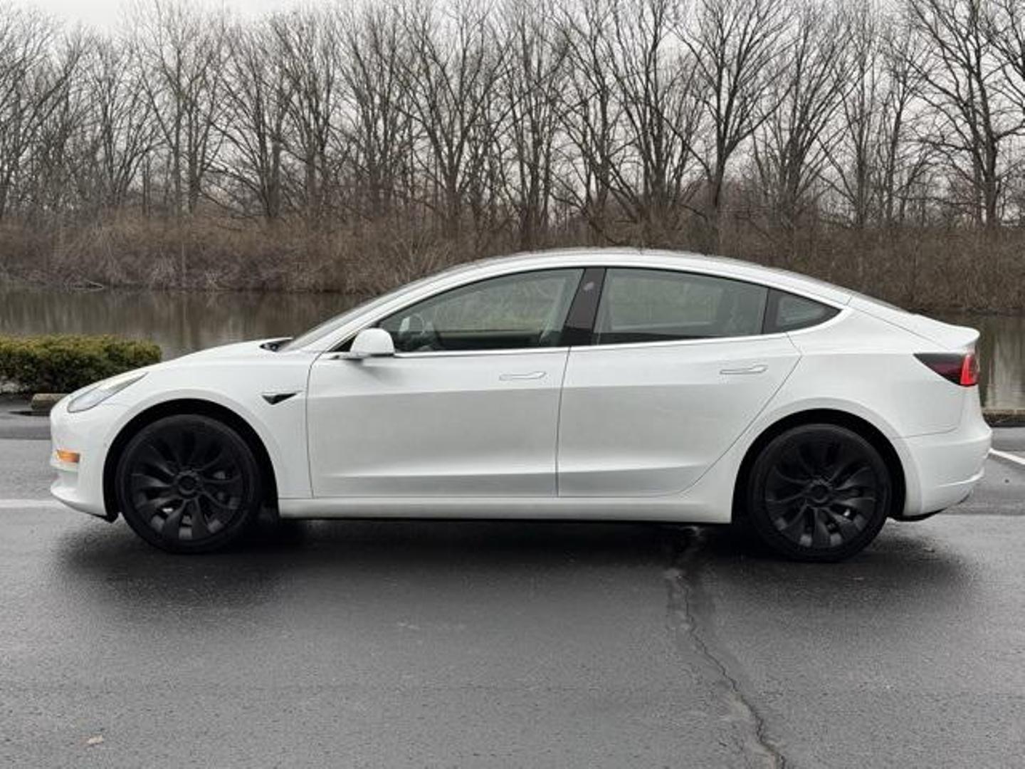 2020 Tesla Model 3 Base photo 9