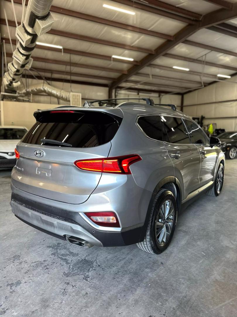 2020 Hyundai Santa Fe SEL photo 6