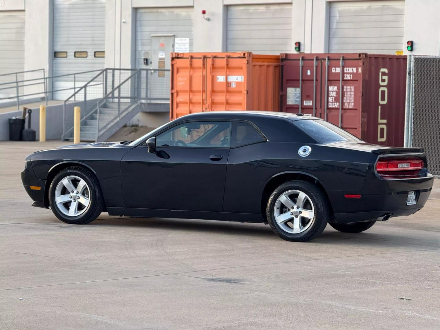 2014 Dodge Challenger R/T photo 7