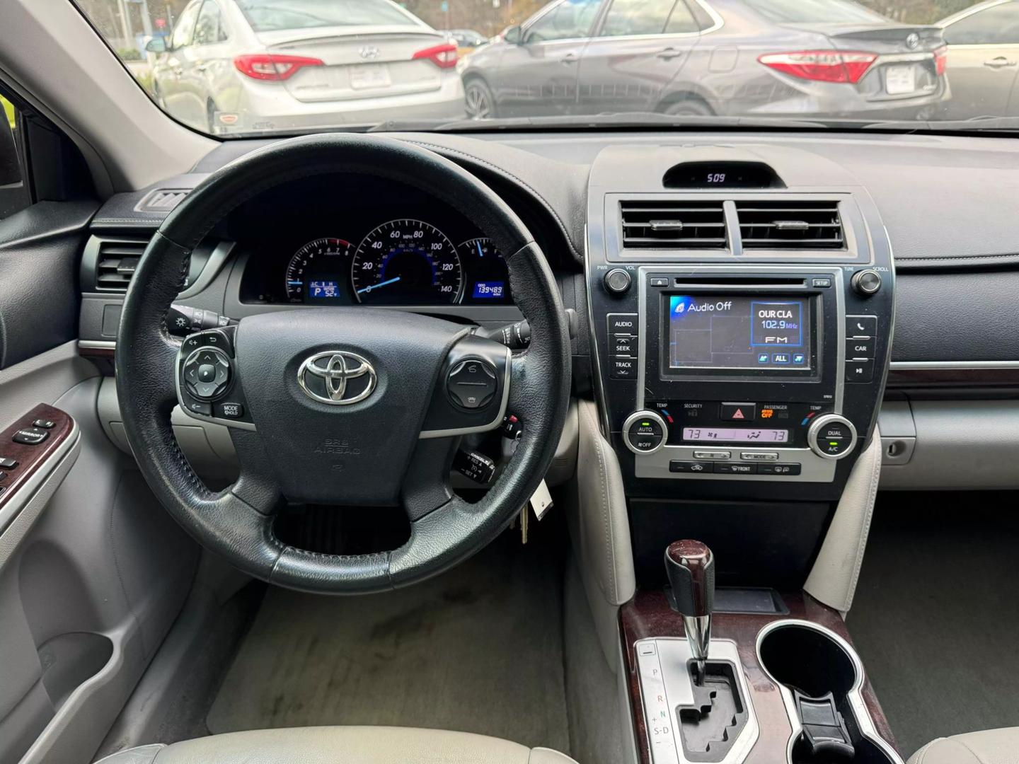 2012 Toyota Camry L photo 15