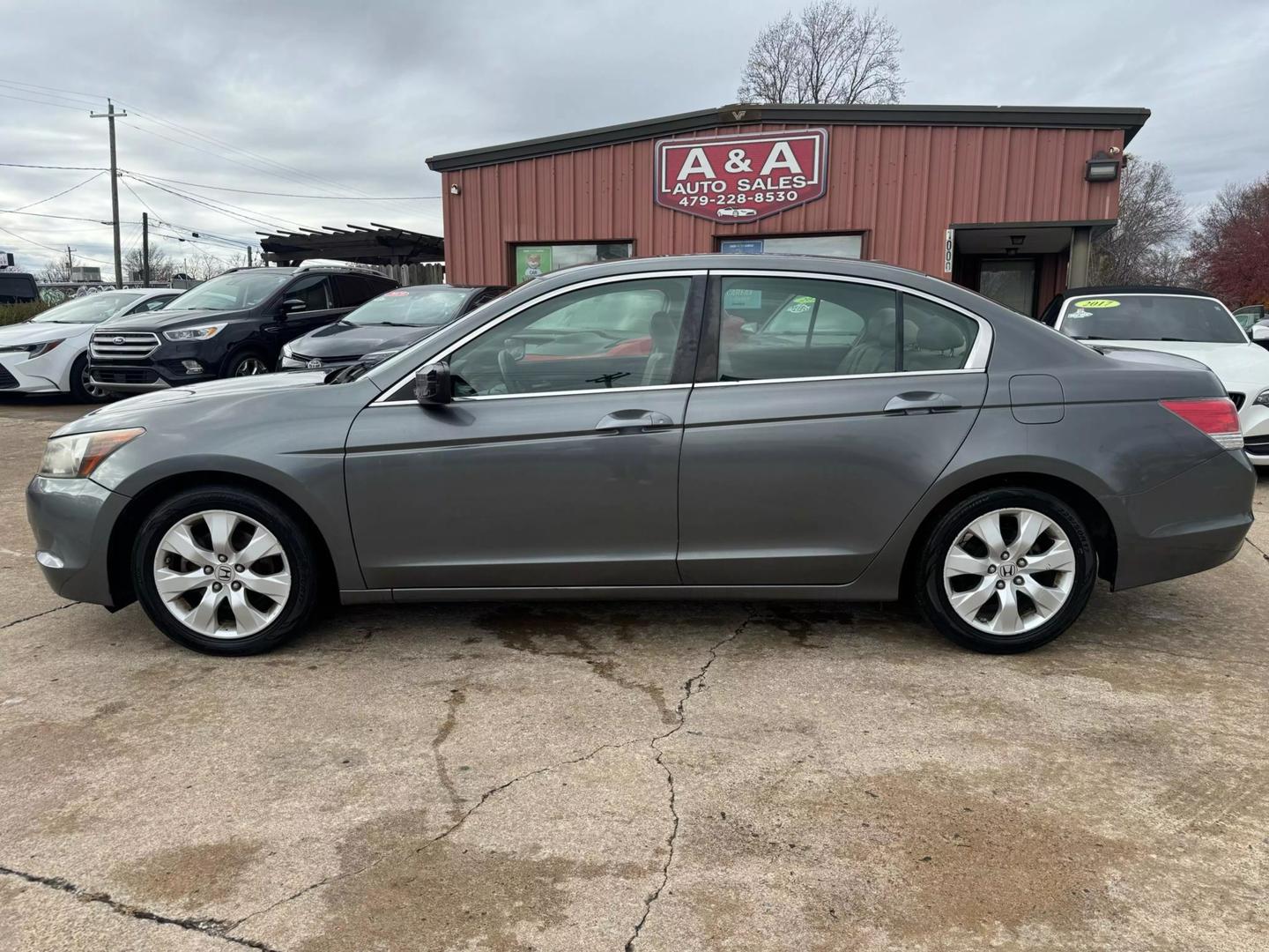 2009 Honda Accord EX-L photo 16