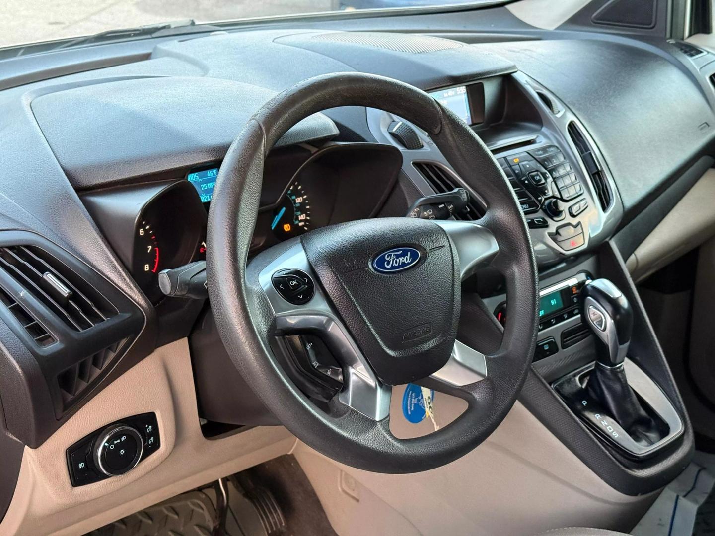 2016 Ford Transit Connect XLT photo 16