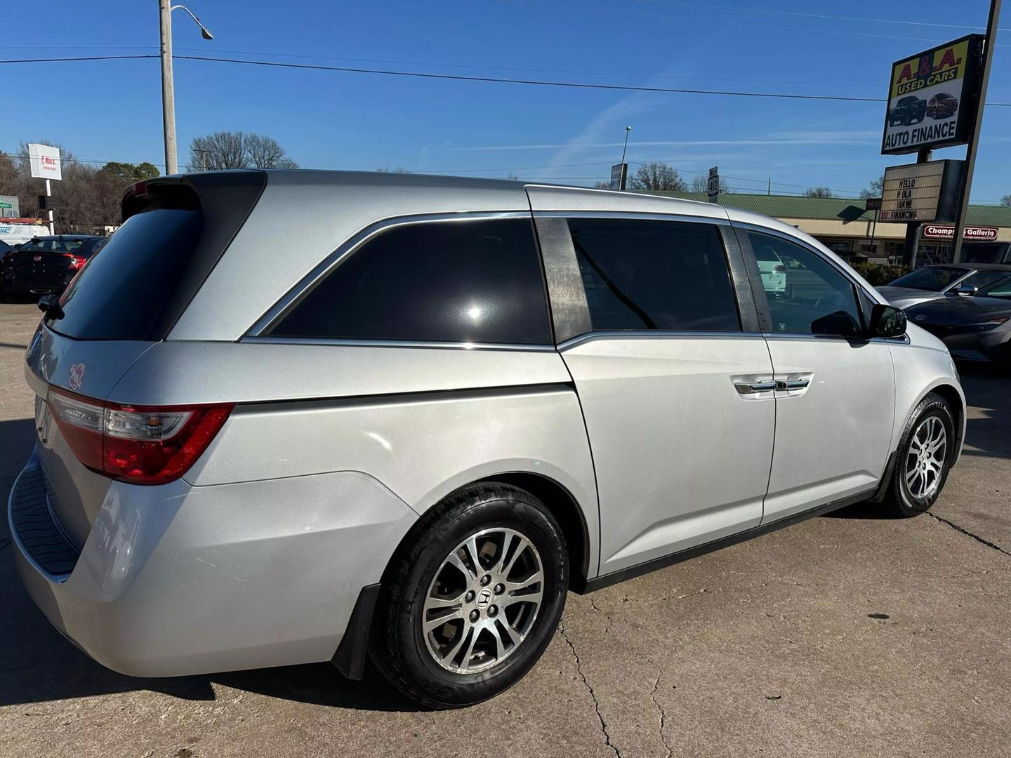 2012 Honda Odyssey EX-L photo 6