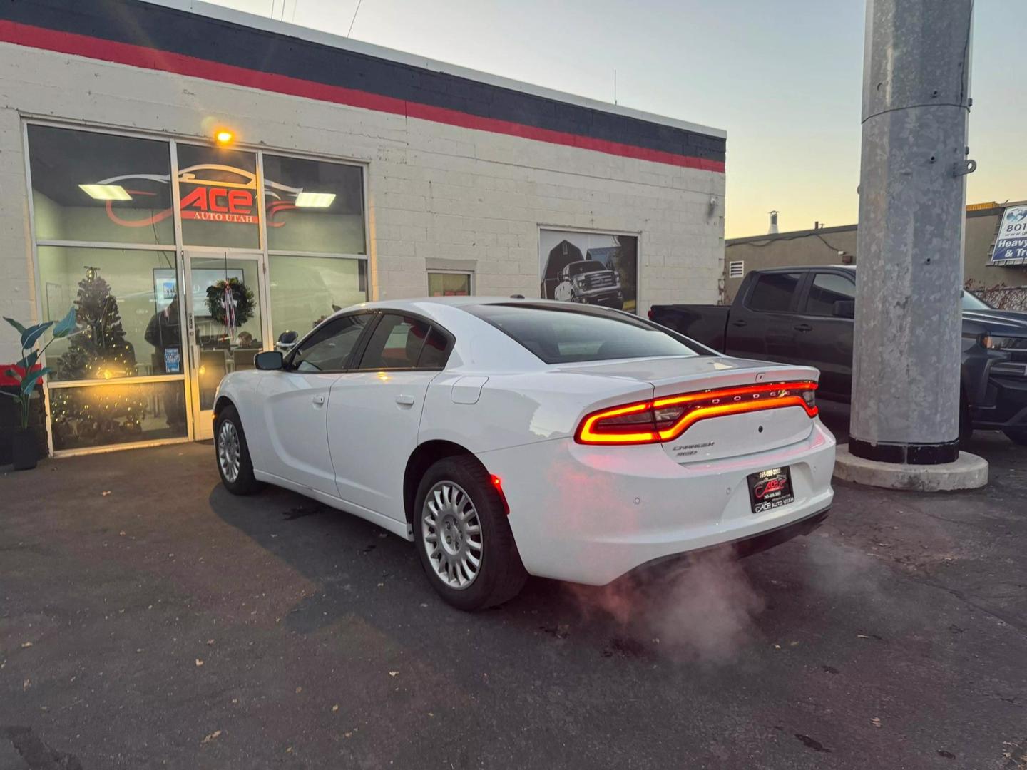 2019 Dodge Charger null photo 12