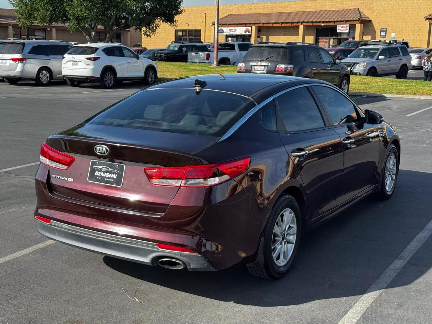 2016 Kia Optima LX photo 5