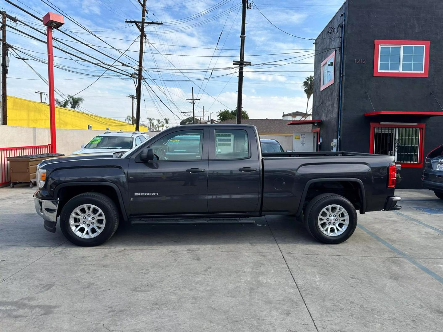 2014 GMC Sierra 1500 1SA photo 2