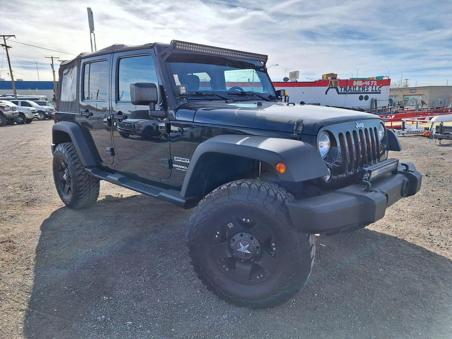 2016 Jeep Wrangler Unlimited Sport S photo 3