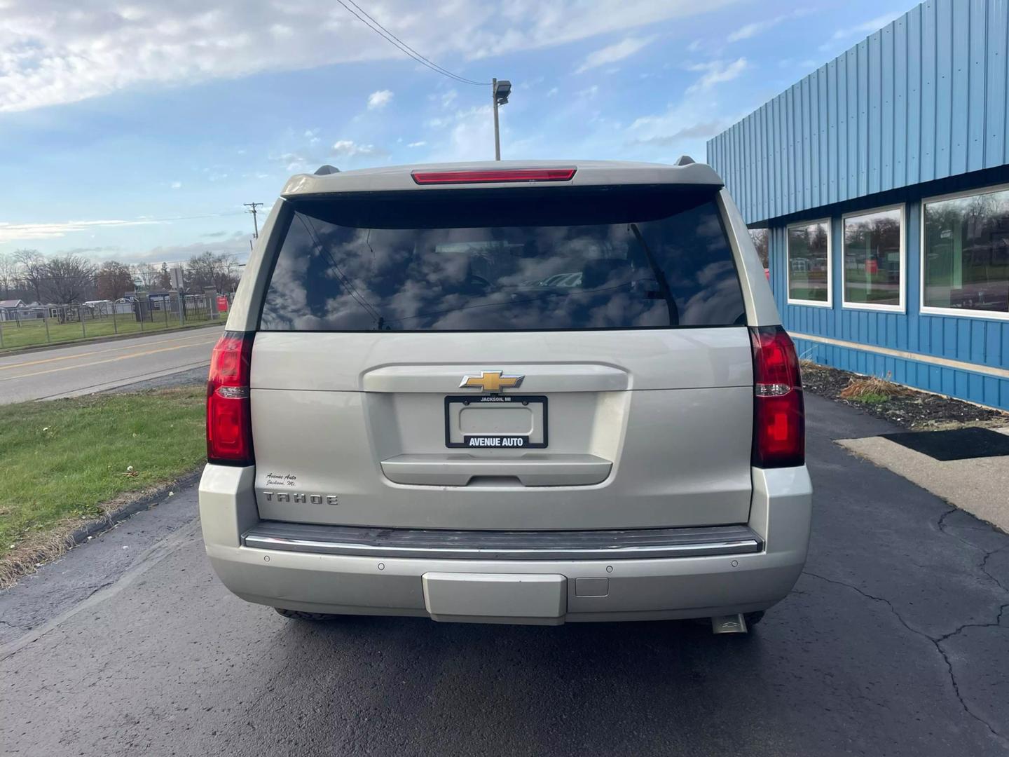 2015 Chevrolet Tahoe LTZ photo 5