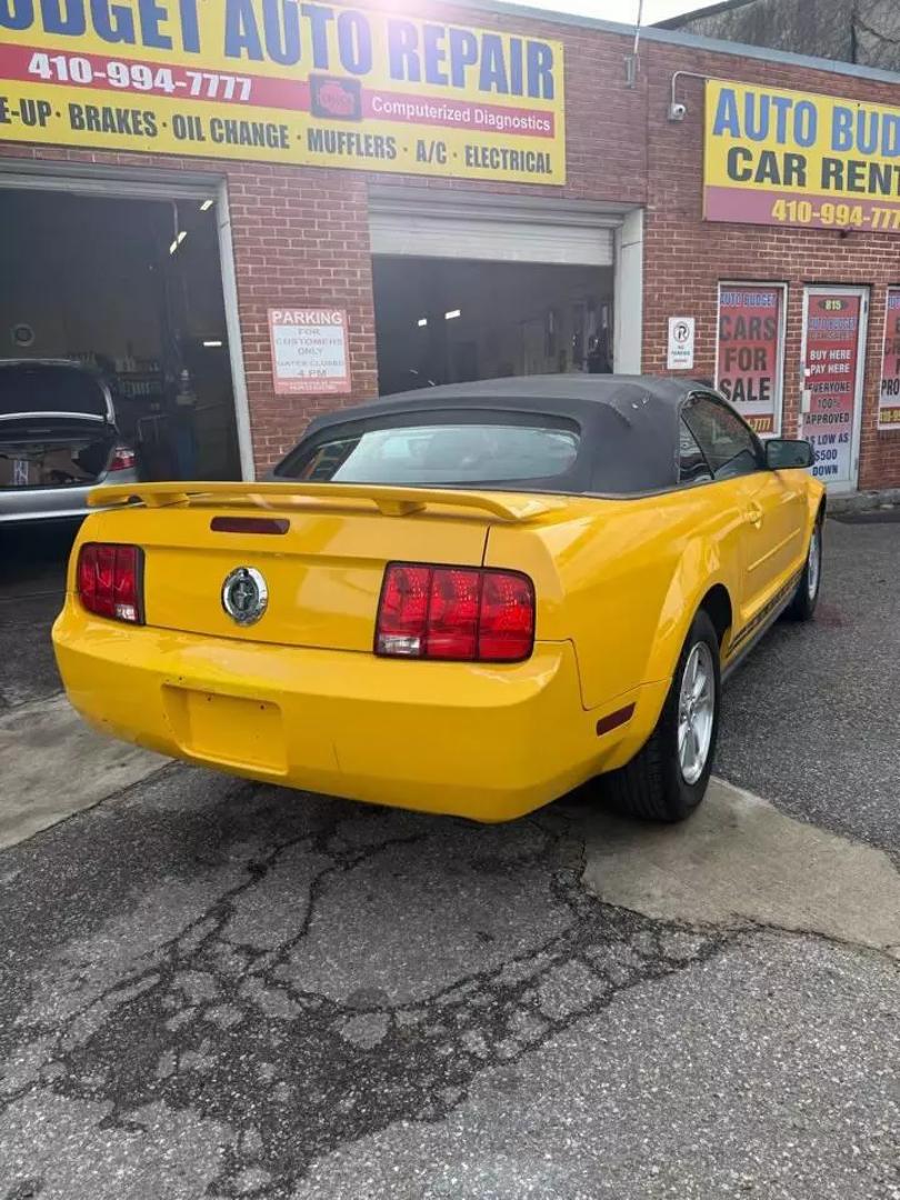 2006 Ford Mustang null photo 11