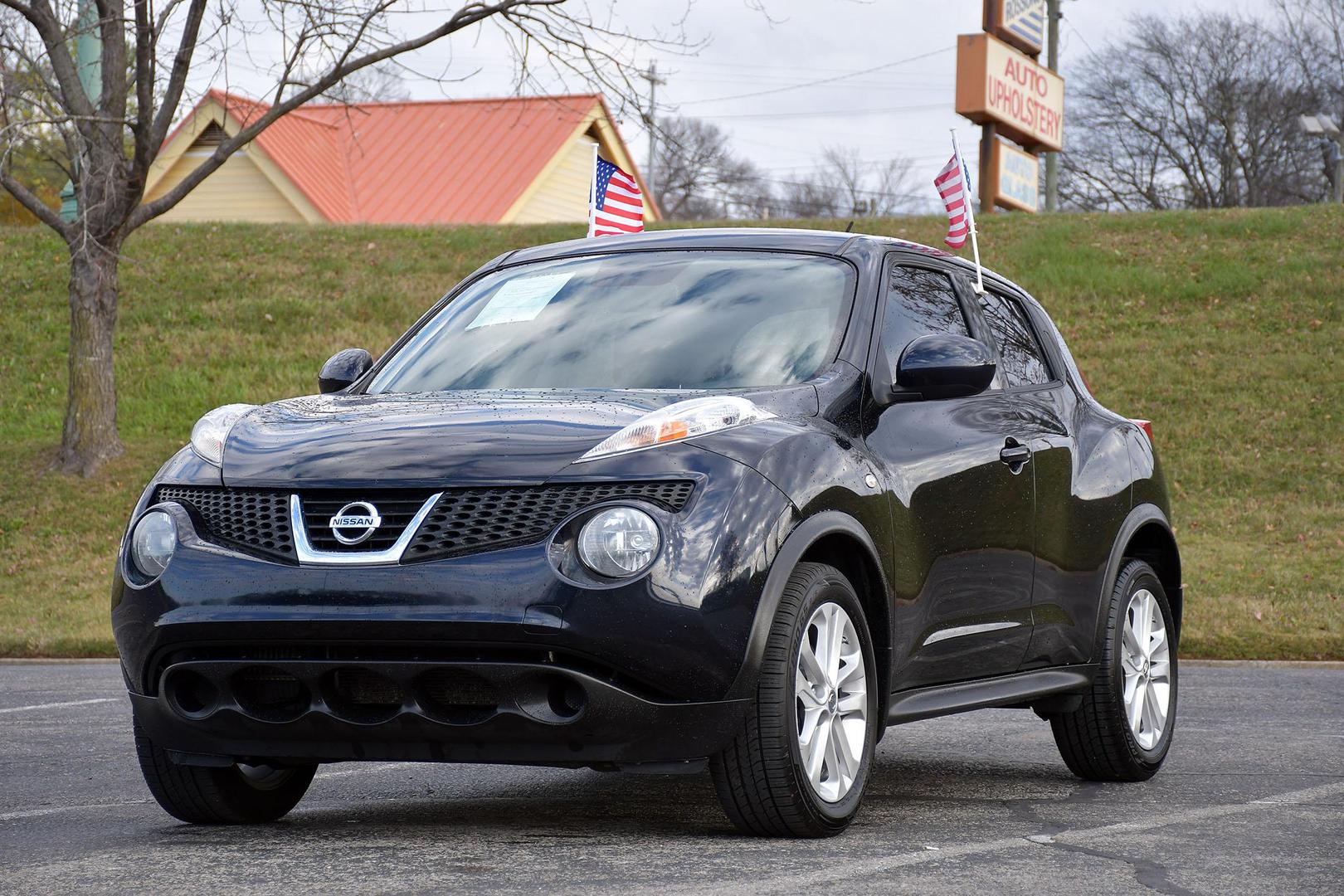 2014 Nissan JUKE S photo 6