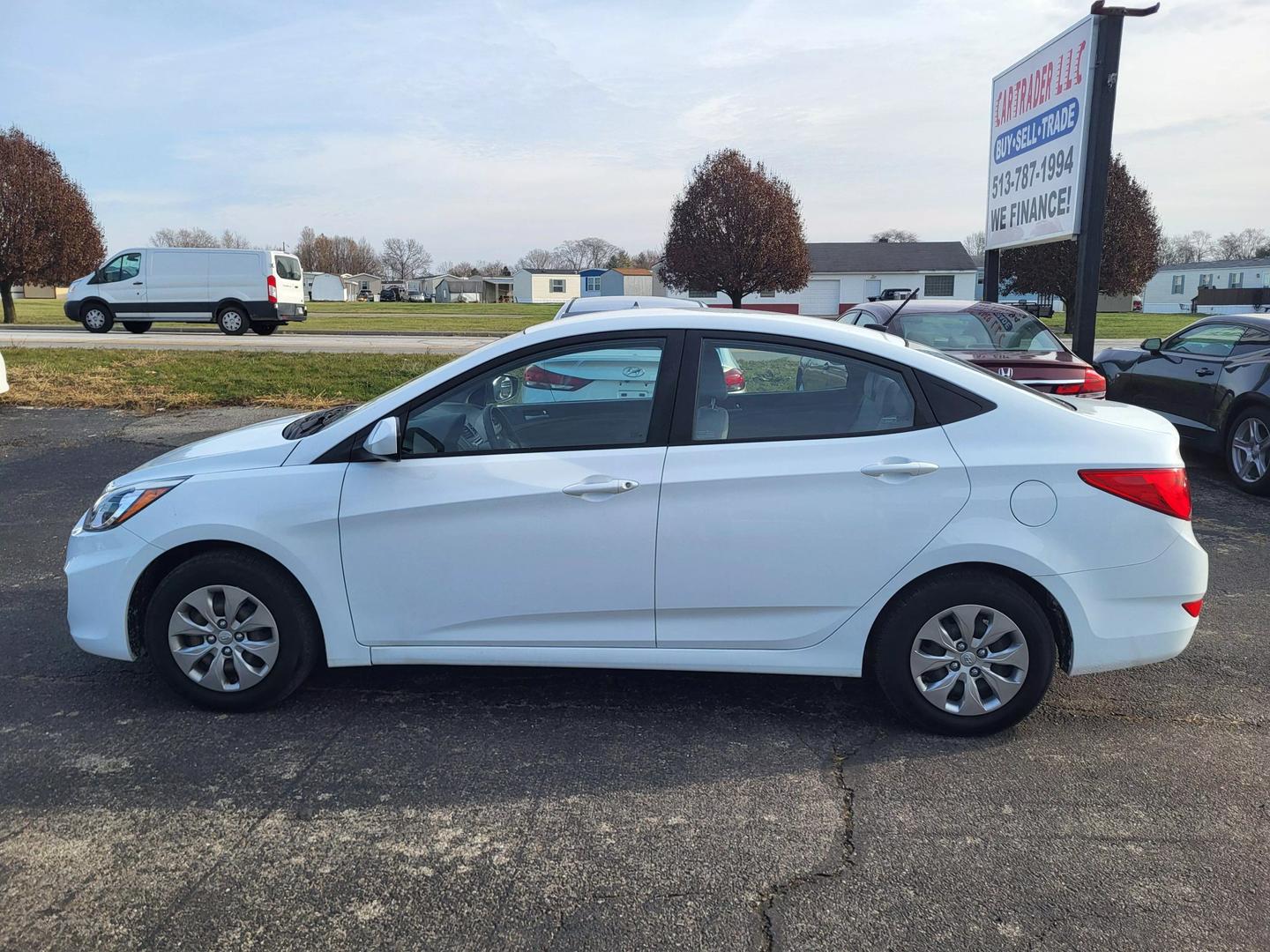 2017 Hyundai Accent SE photo 8