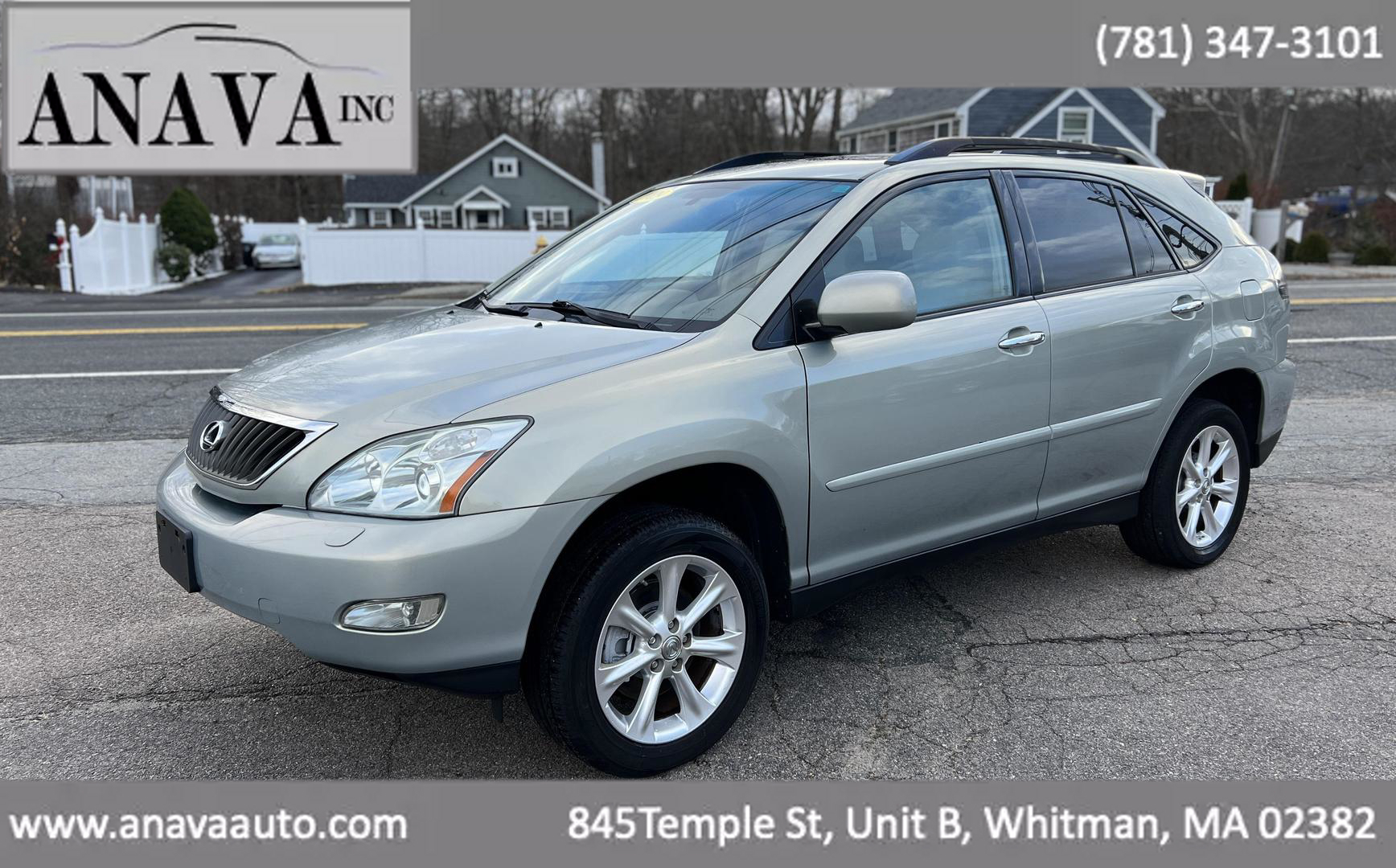 Lexus RX's photo