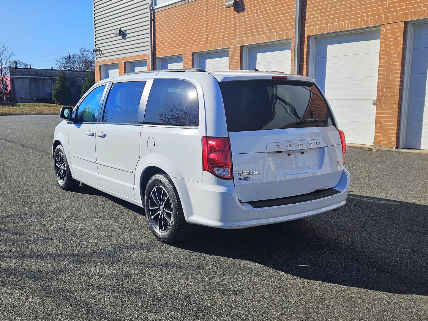 2017 Dodge Grand Caravan GT photo 6