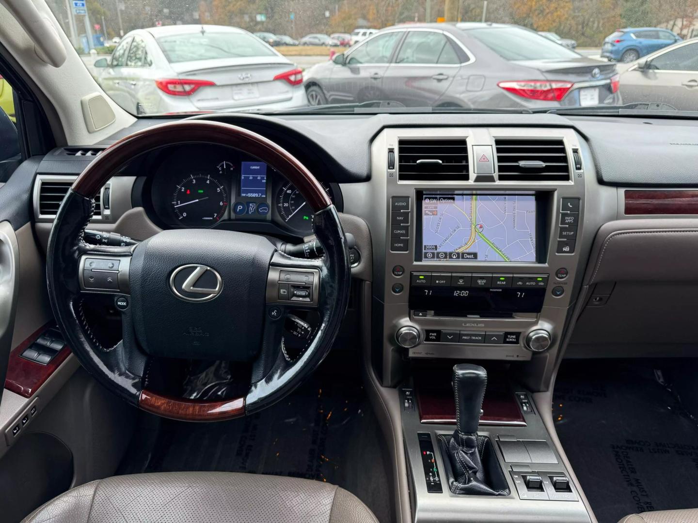 2016 Lexus GX Base photo 15