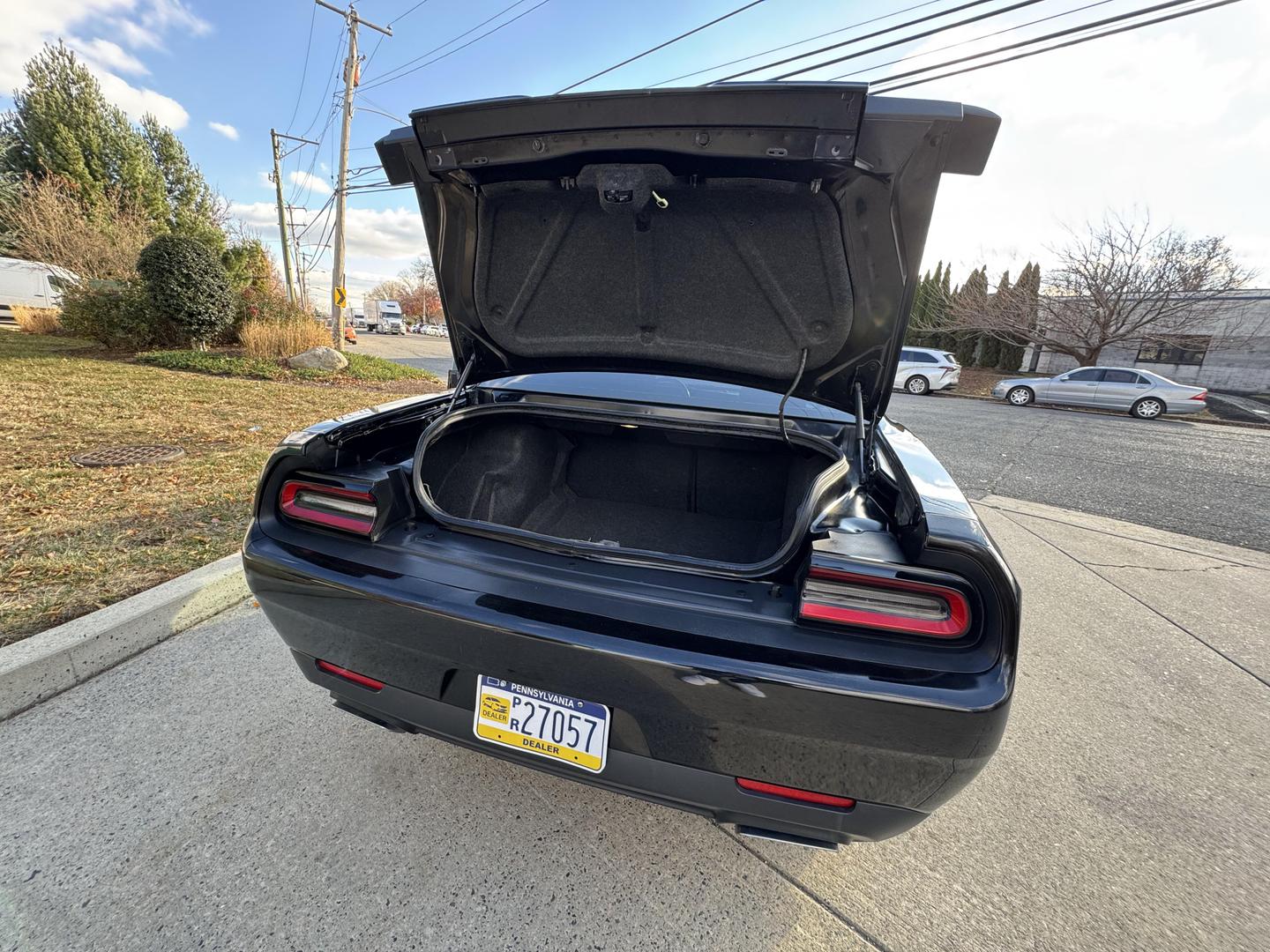 2017 Dodge Challenger R/T photo 20