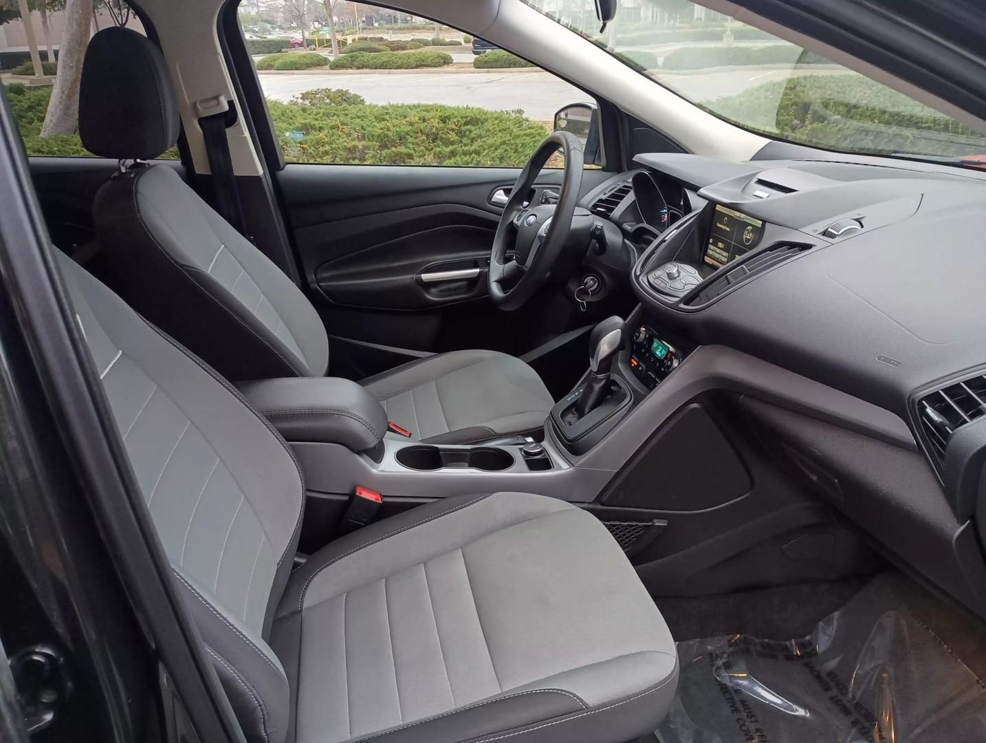 2015 Ford Escape SE photo 15