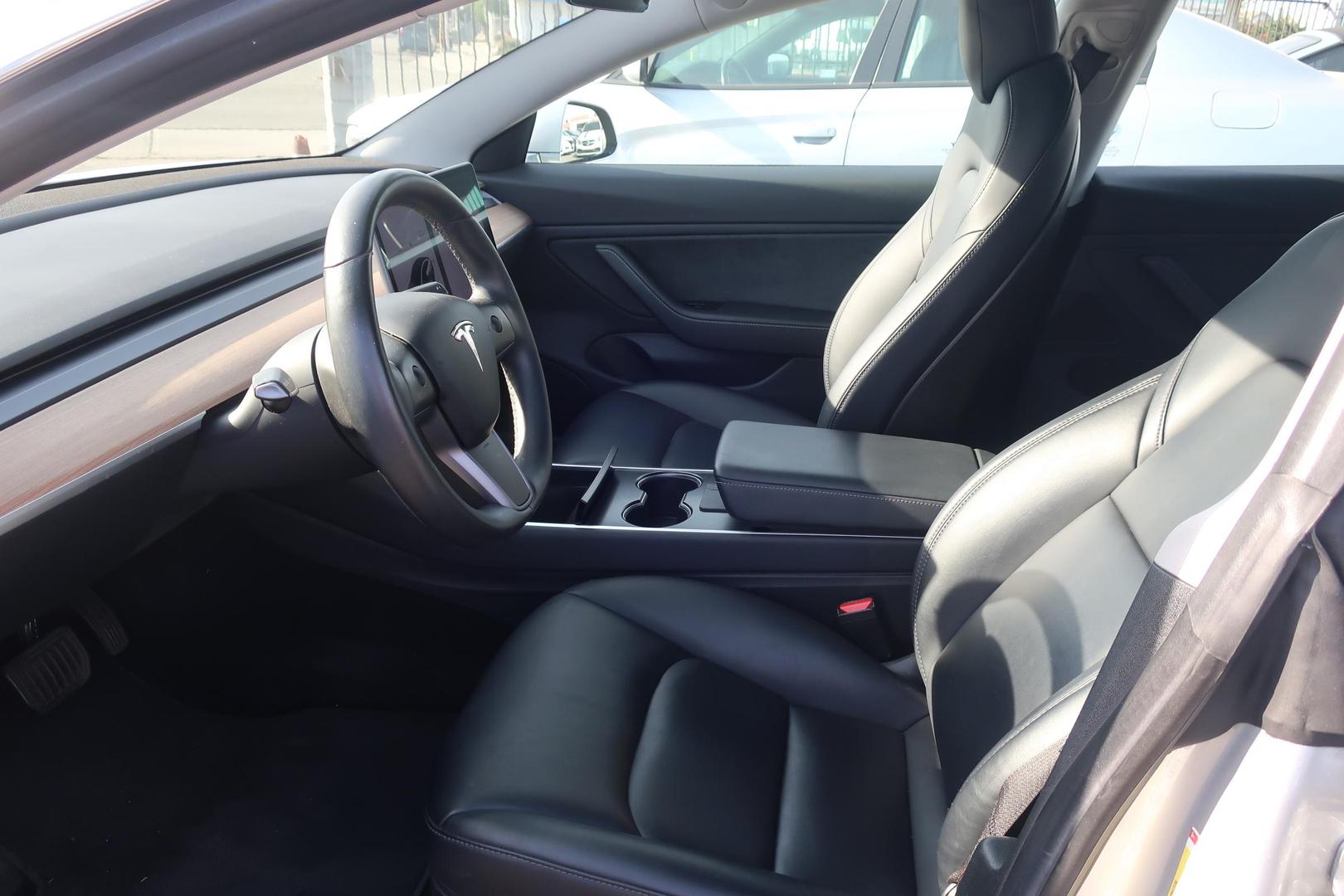 2018 Tesla Model 3 Long Range photo 15