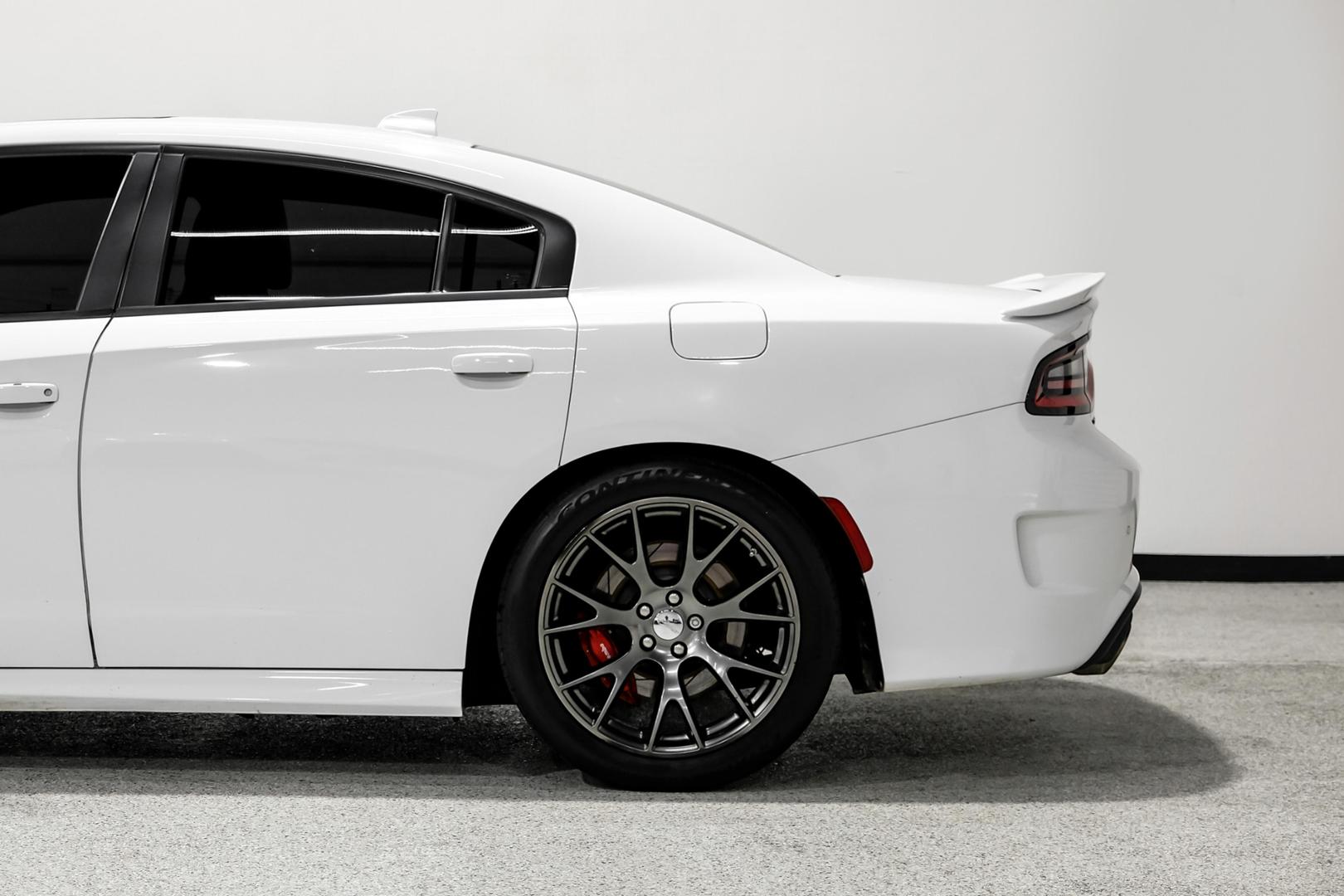 2016 Dodge Charger SRT 392 photo 15