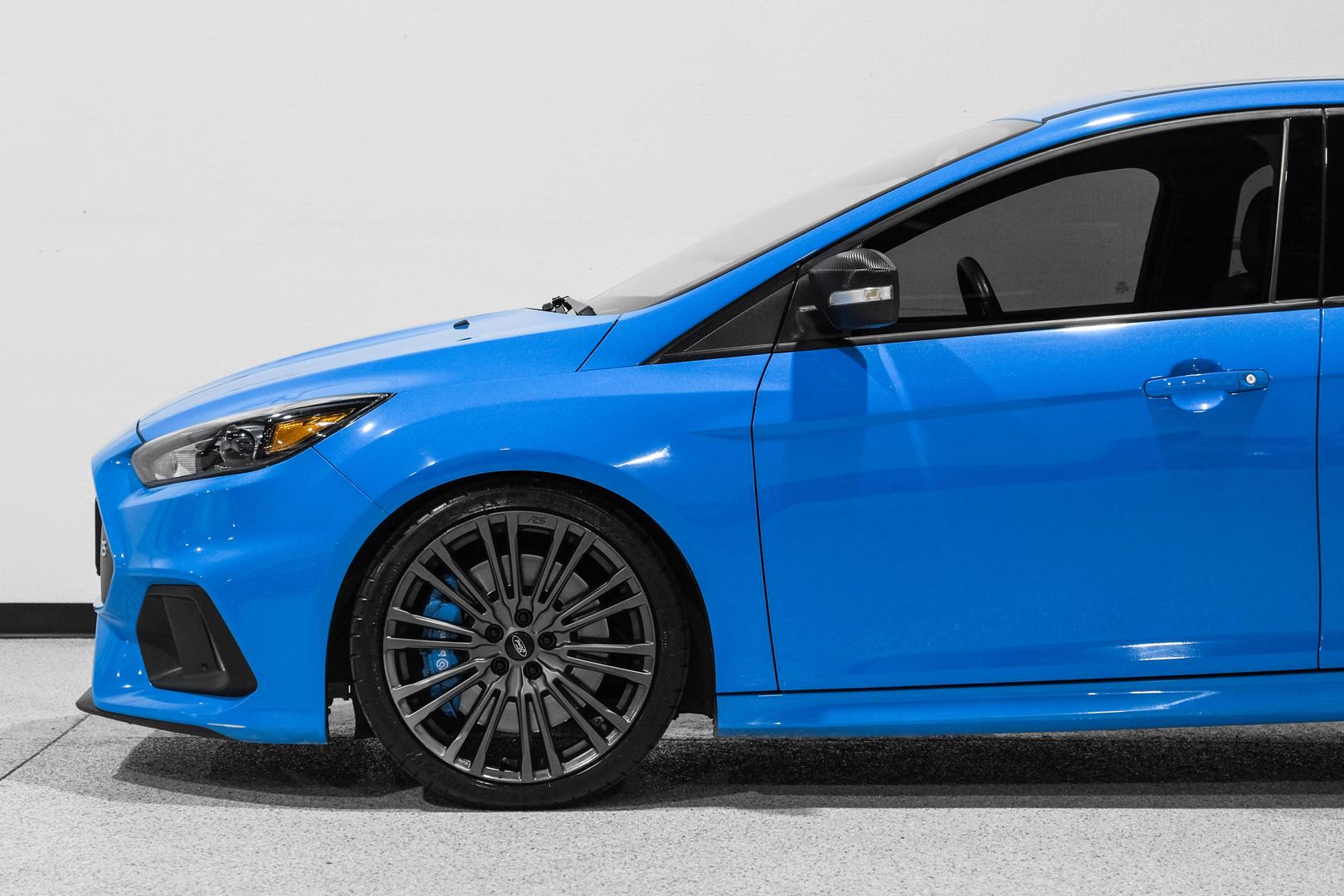 2016 Ford Focus RS photo 14