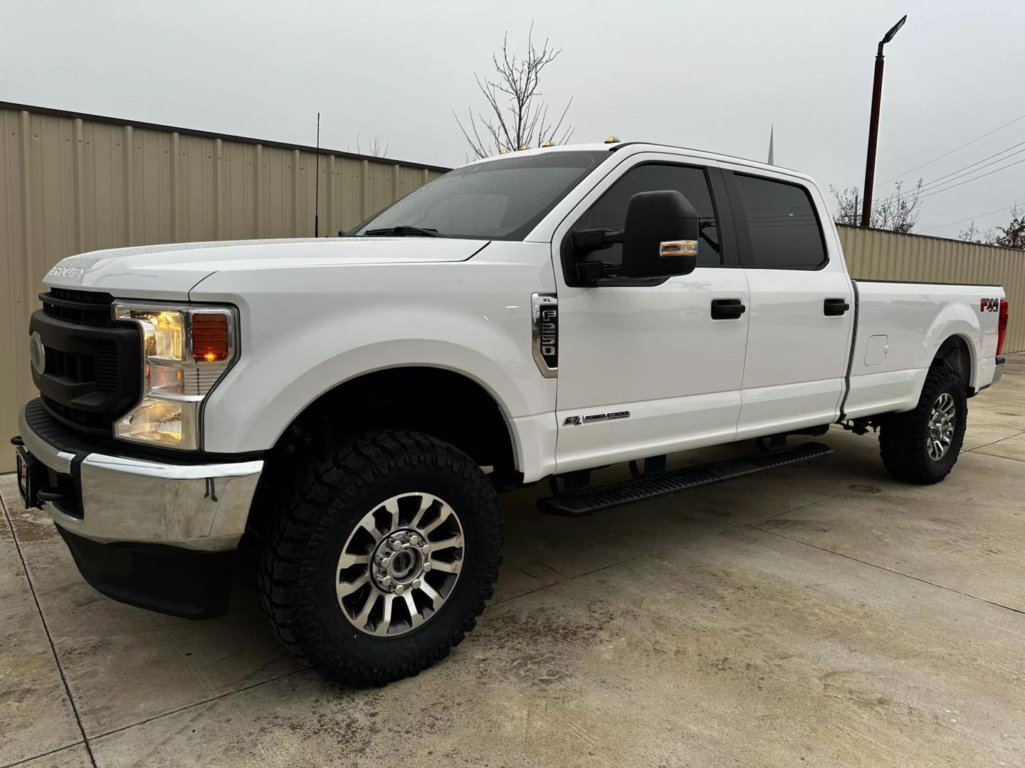 2022 Ford F-250 Super Duty XL photo 1