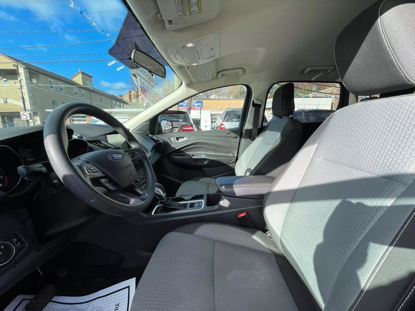 2019 Ford Escape SE photo 21