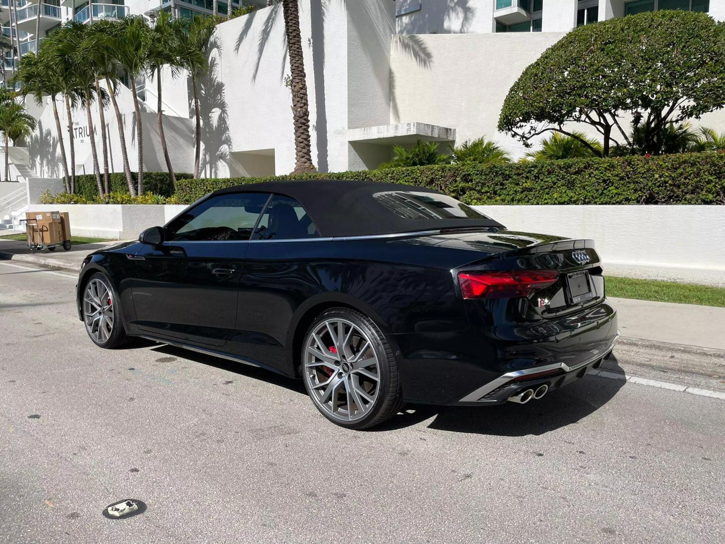 2024 Audi S5 Cabriolet Prestige photo 8