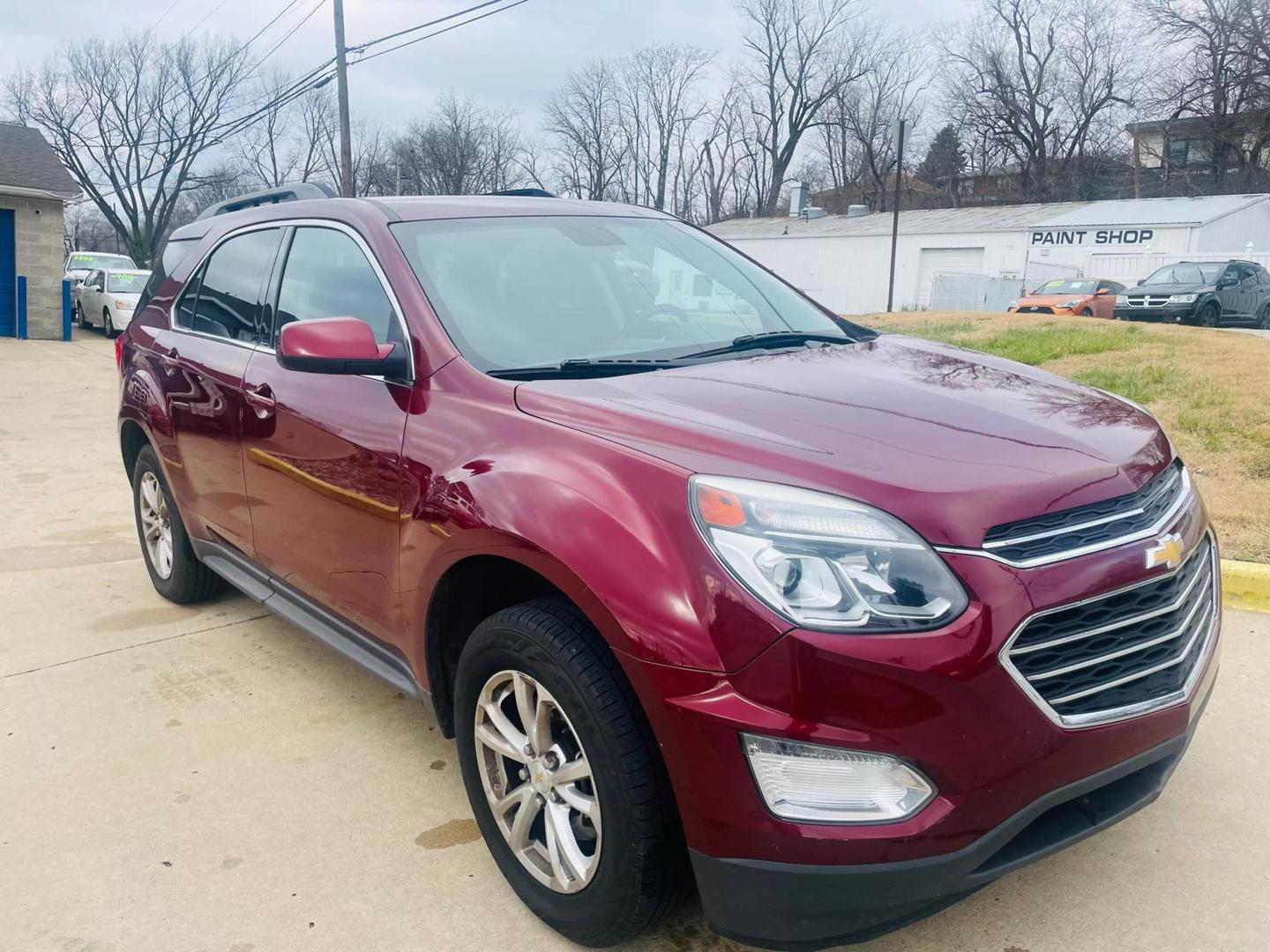 2017 Chevrolet Equinox LT photo 6