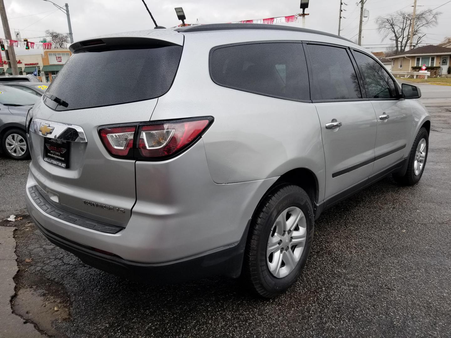 2014 Chevrolet Traverse LS photo 8