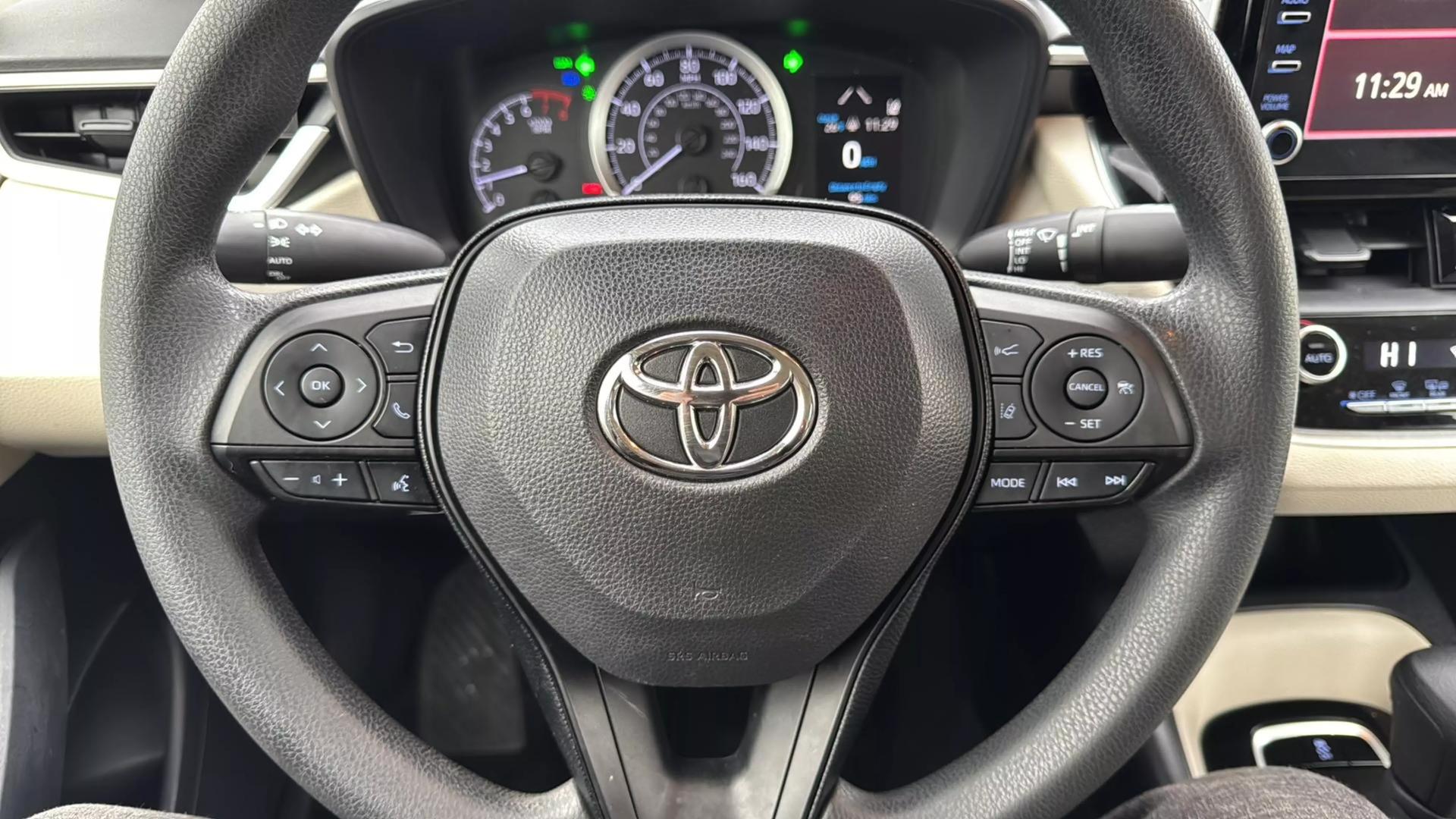 2020 Toyota Corolla LE photo 21